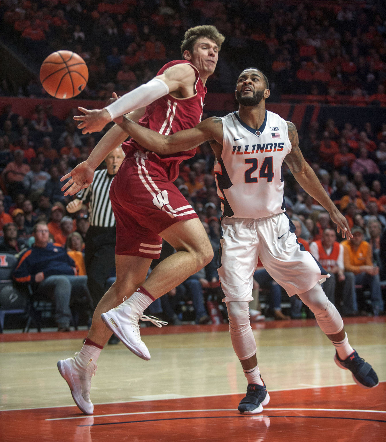 Wisconsin Illinois Basketball